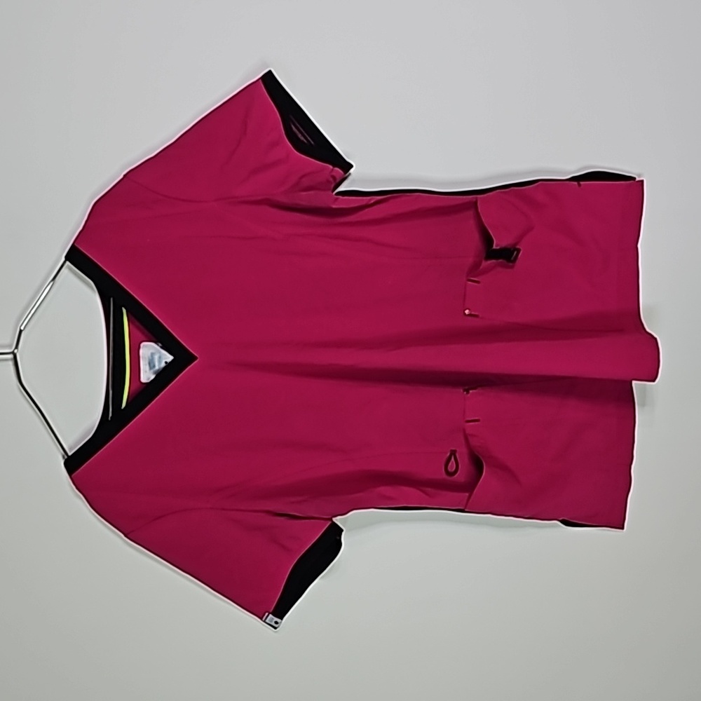 Scrubstar large pink and black active stretch short sleeve scrub top